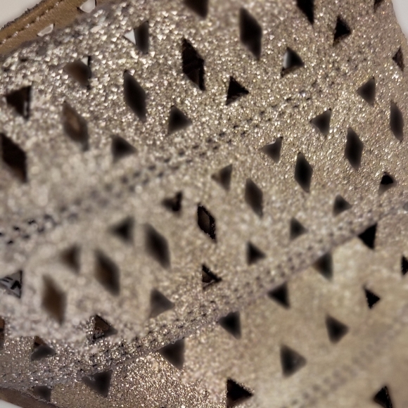 Steve Madden Harmony Gold Mules SZ 10 - Picture 8 of 10